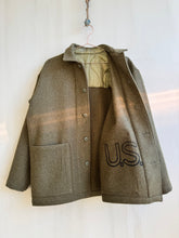 Load image into Gallery viewer, Latre upcycled US military wool blanket coat with M65 quilted lining
